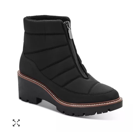 NEW Blondi Blondo
Women's Destiny Quilted Ankle Booties - Picture 1 of 6